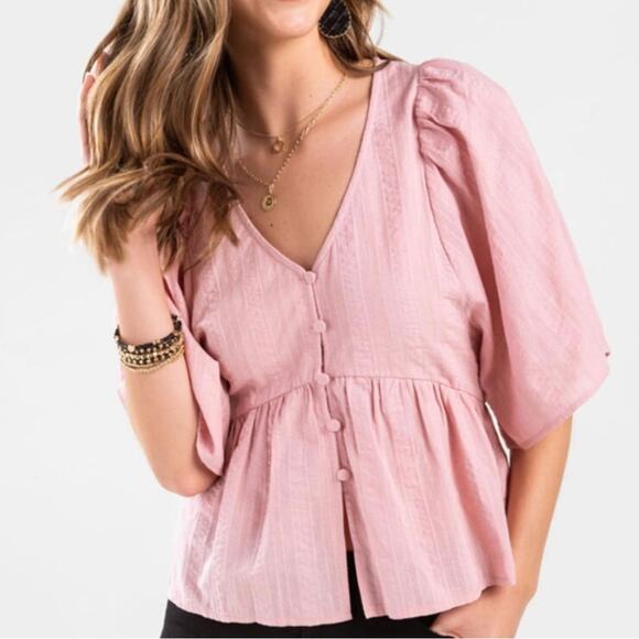 Francesca's Collections Tops - Mi Ami x Francesca’s Pink Blush Button Balloon Sleeve Blouse NWT Sz 3X
